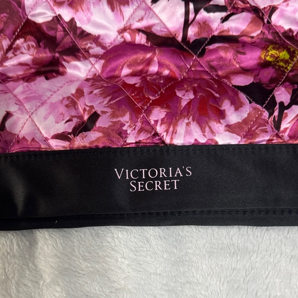 Victoria's Secret Pink and Black Floral Tote - Picture 2 of 4
